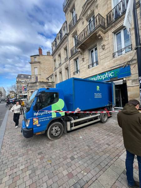 Intervention Recyclexpert en centre ville de Bordeaux en Gironde pour un chargement express